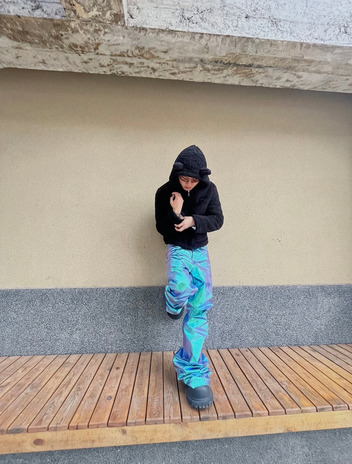 Rick Owen Acbt Coated Green Iridescent Flared Jeans - Wide-Leg Stacked Pants