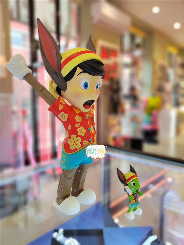 Mighty jaxx first kiss Wood Boy Art Toy - Valentine's Day Limited Edition Figure