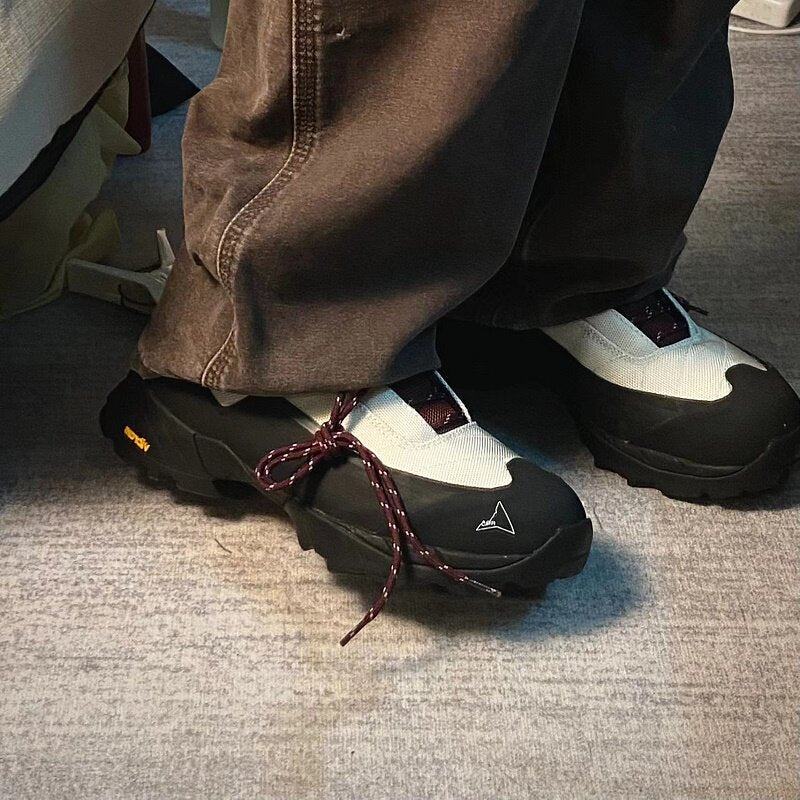 ROA POYANA Chunky Gorpcore Outdoor Boots - Height-Increasing Hiking Sneakers  -  donclickin