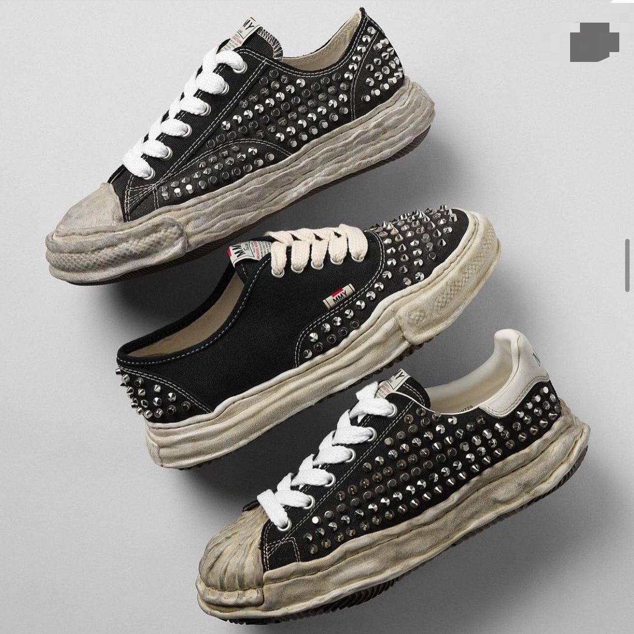 Mihara MMY A13FW736 Studded Distressed Sneakers Melting Canvas Shoes