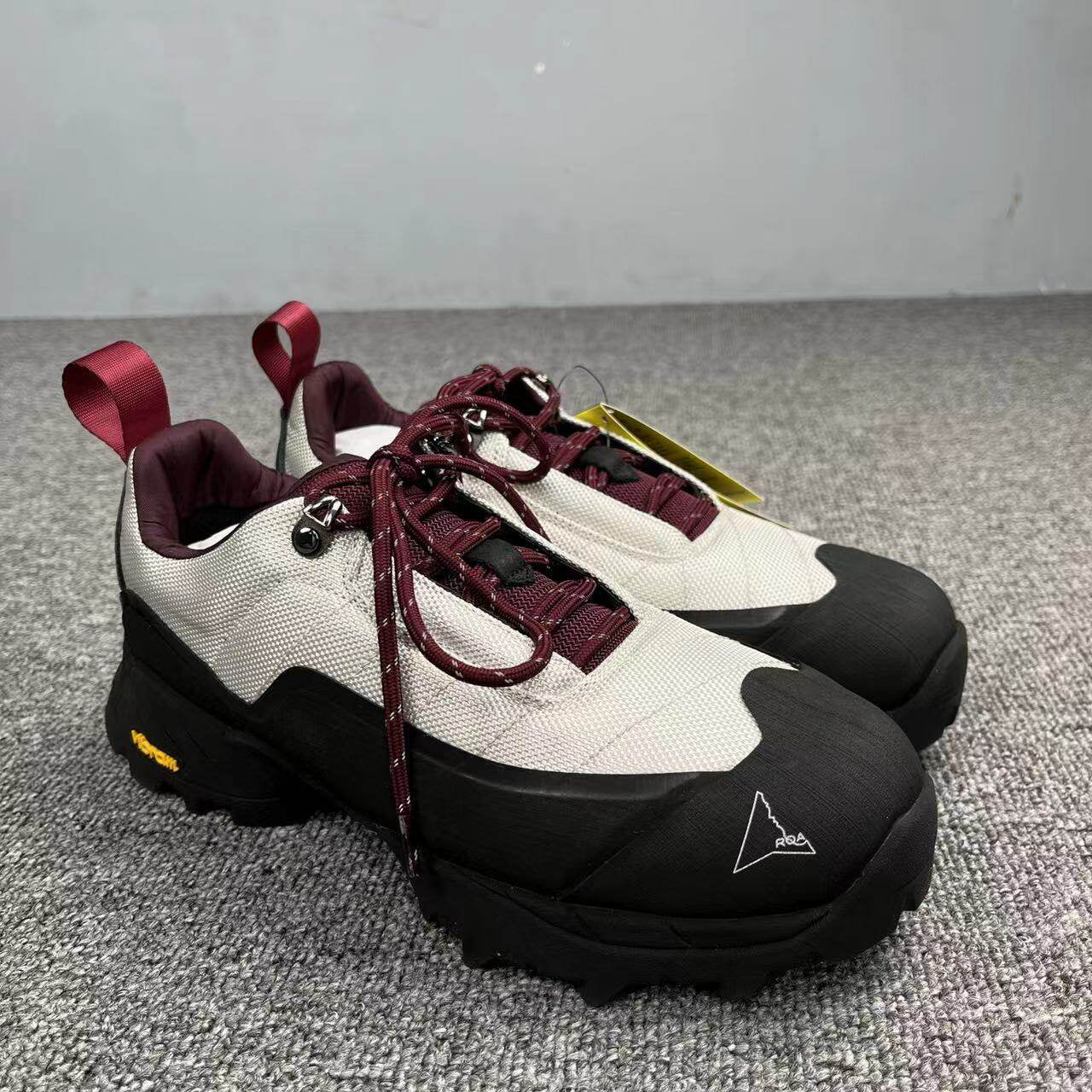 ROA POYANA Chunky Gorpcore Outdoor Boots - Height-Increasing Hiking Sneakers  -  donclickin