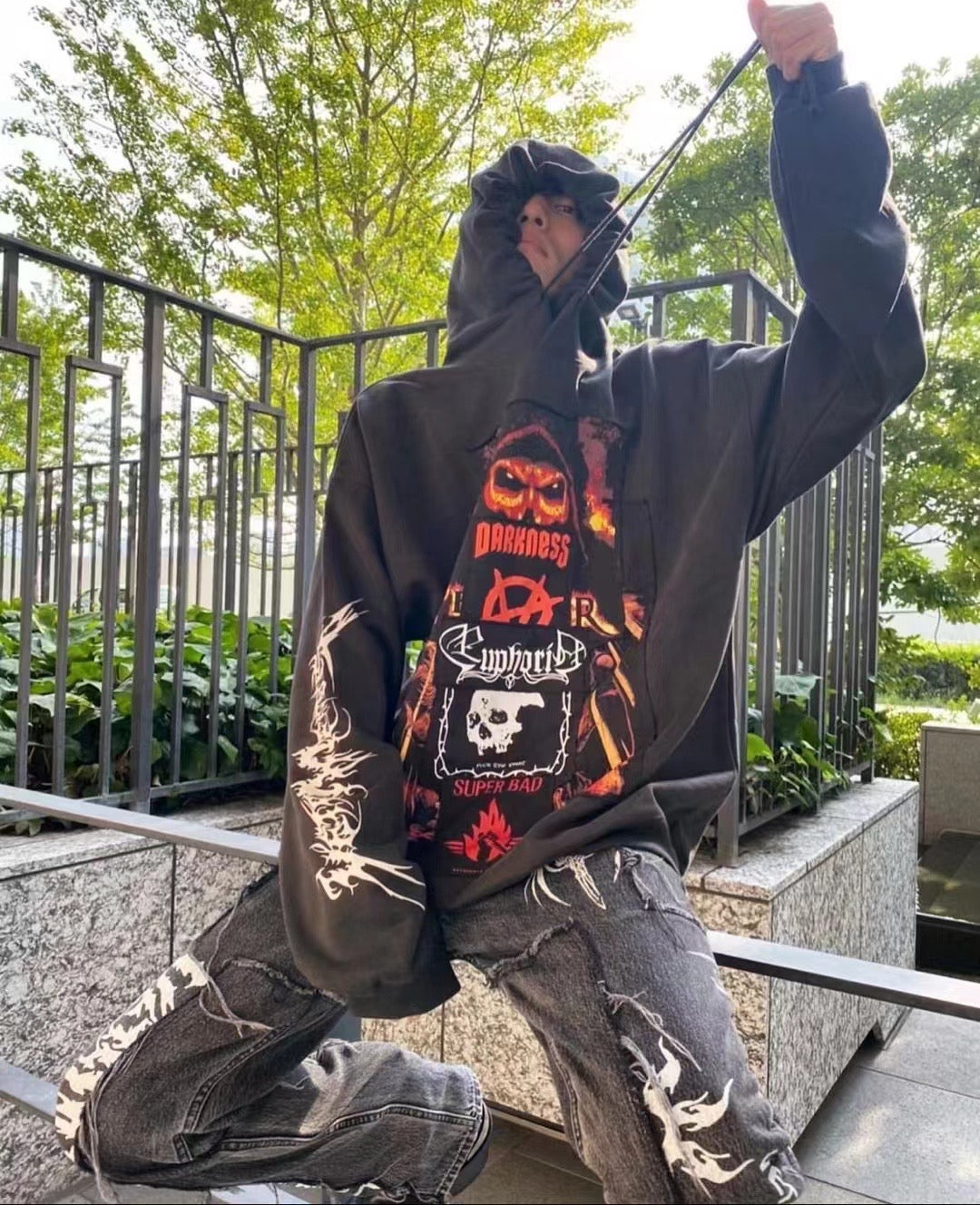 Vetements ’Anti-Tradition’ Heavy Embroidery Patch Distressed Hoodie