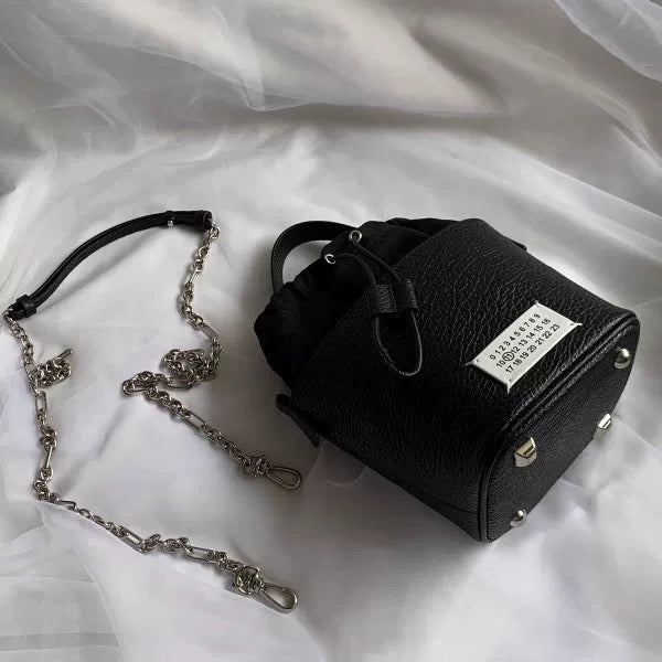 MM6 Chain Bucket Maison Margiela Bag - Classic Leather Tote 5AC - Black