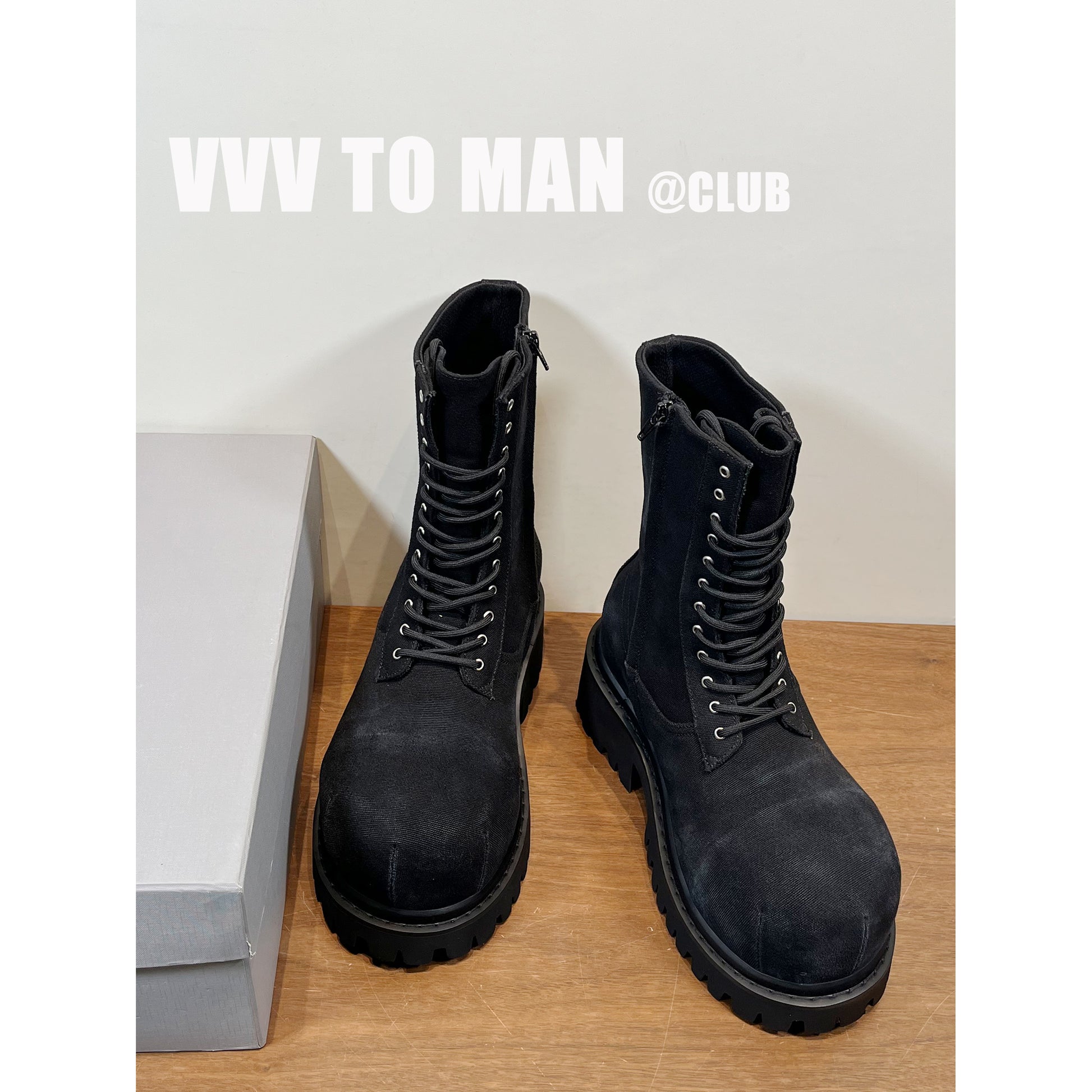 NEW STOMPER 12-Eyelet Martin Boots – Black Thick-Sole Denim Boots