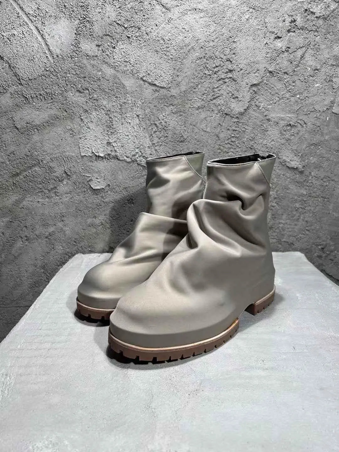 424 on Fairfax Ankle Boots - SS22 Crinkled Zip High-Top Retro Thick-Soled Lambskin