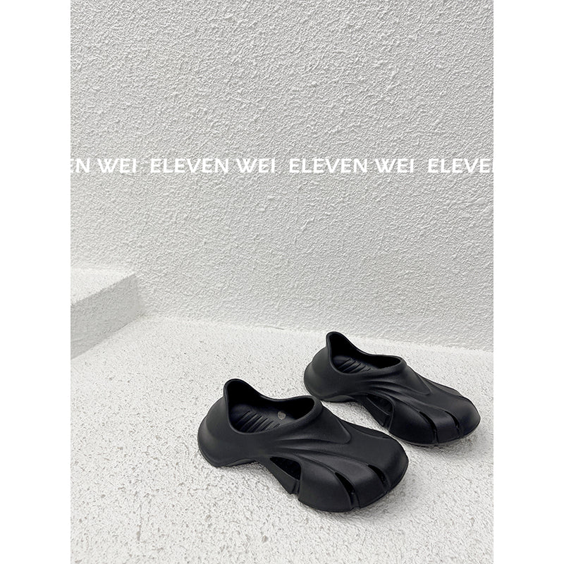 3.18 New Release/ Paris Ultra-Comfort Thick Sole Sandals Couples’ Beach Clog Crocs Men Women