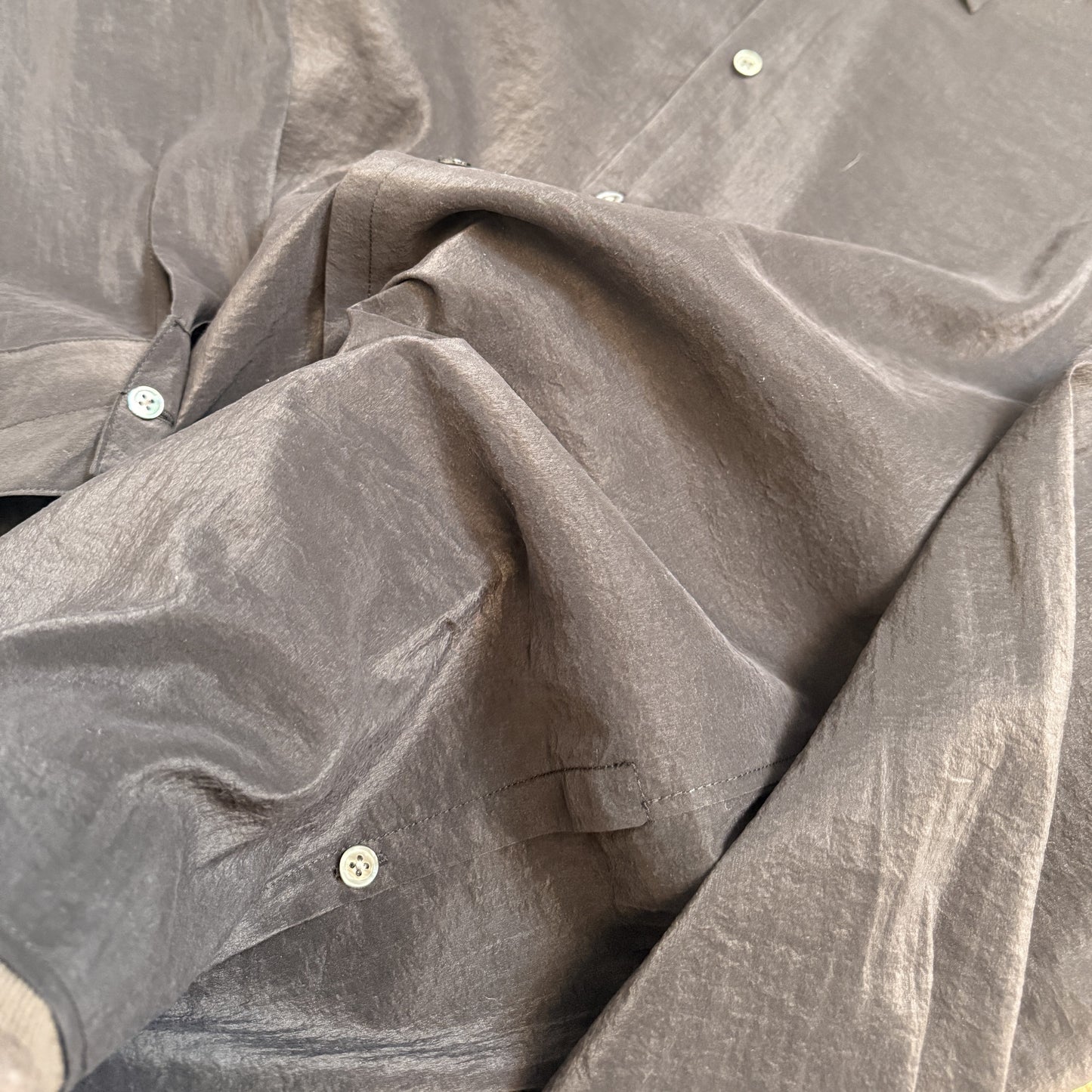 LEMAIRE 25SS New Glossy Dry Silk Shirt – Sage Green Black Edition