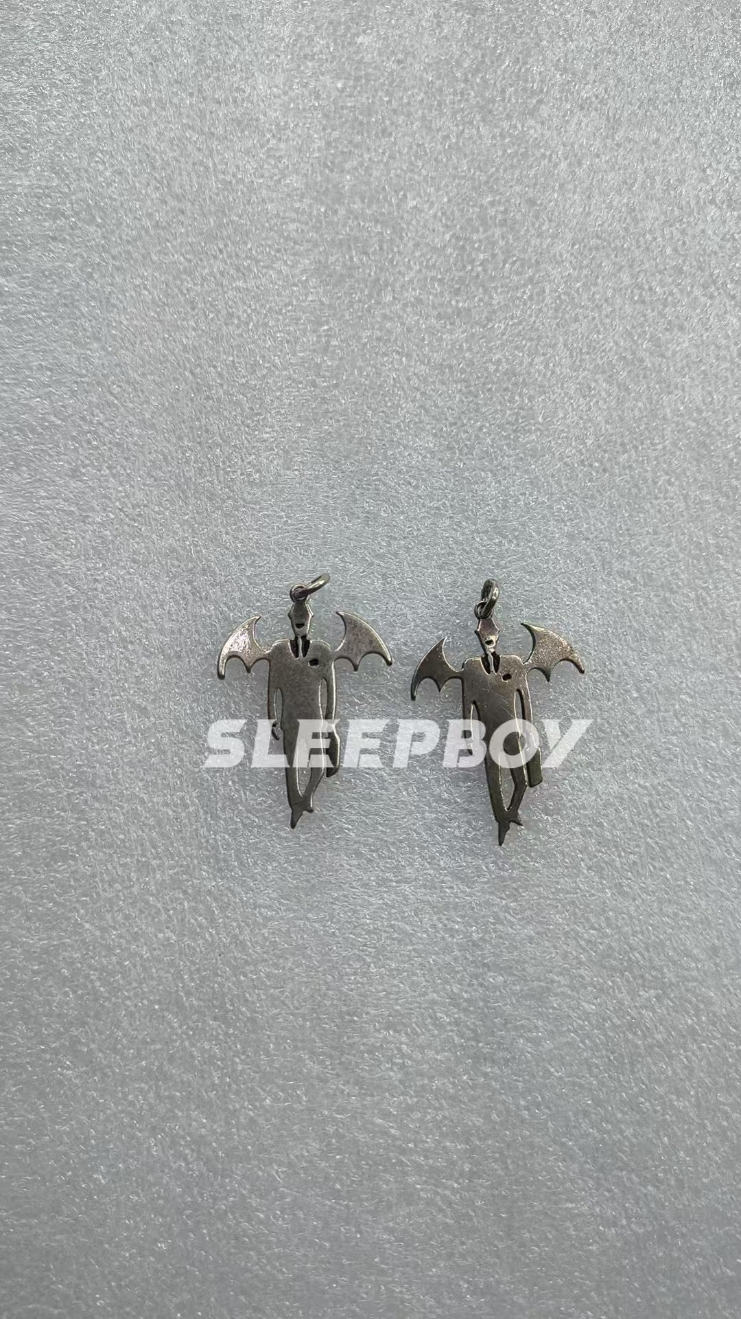 UNDERCOVER AW02 ’Vampire’ Pendant Necklace - 925 Silver Demon Talisman