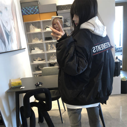 VETEMENTS 19aw Magic Tape Embroidered Flight Jacket Cotton Bomber Down Profile