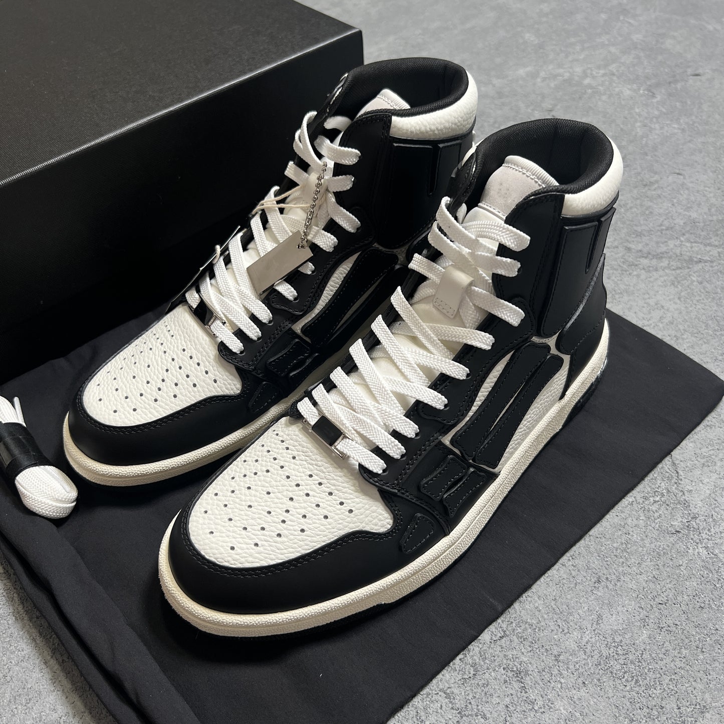 2023SS AMIRI Bone Shoes Lychee Grain Top Layer Cowhide Low-top Leisure Board Shoes - High top
