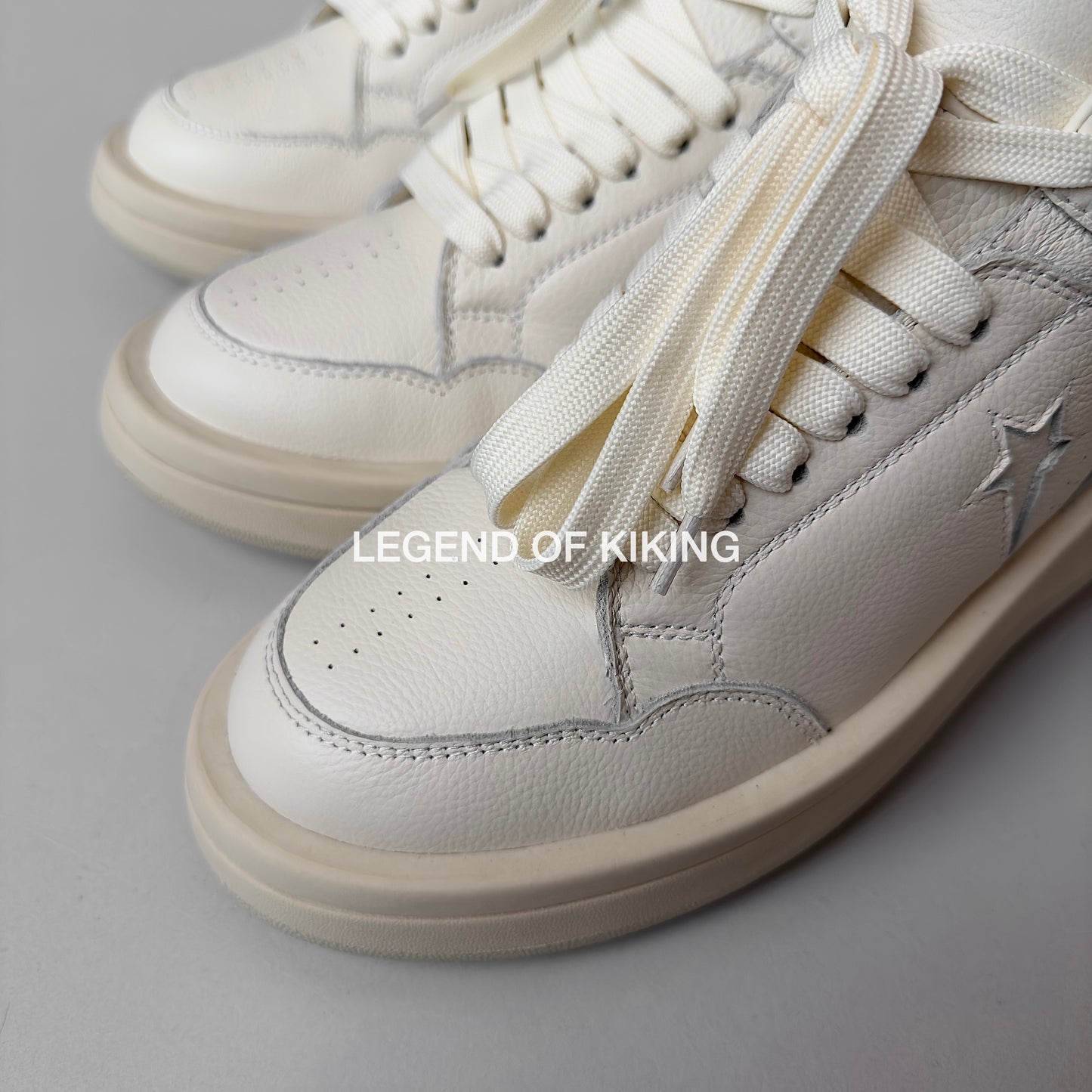 RO High-Top Leather Sneakers - Rick Owens Round-Toe Lace-Ups