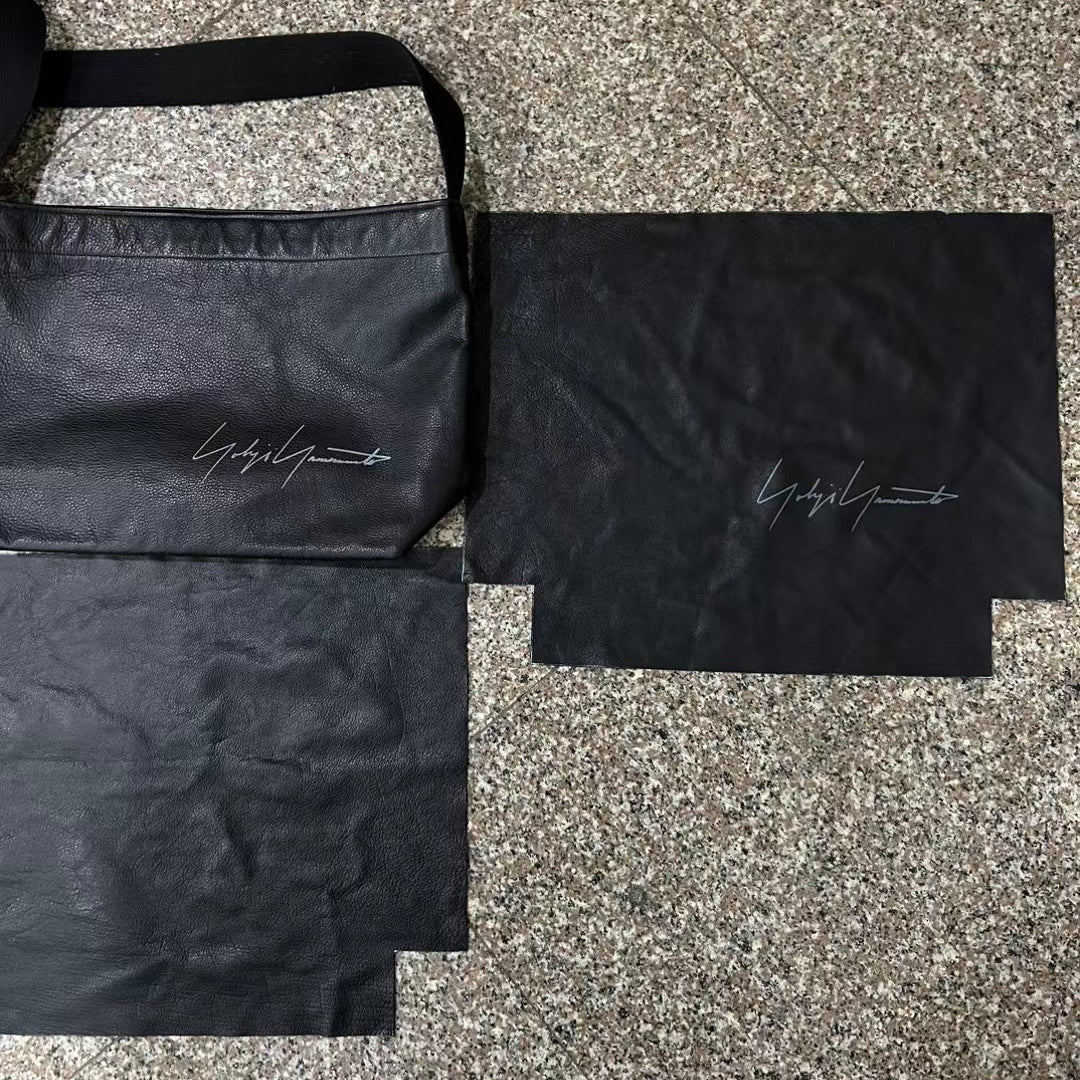 Yohji Yamamoto Aoyama Store Exclusive / Cowhide Shoulder Messenger Bag