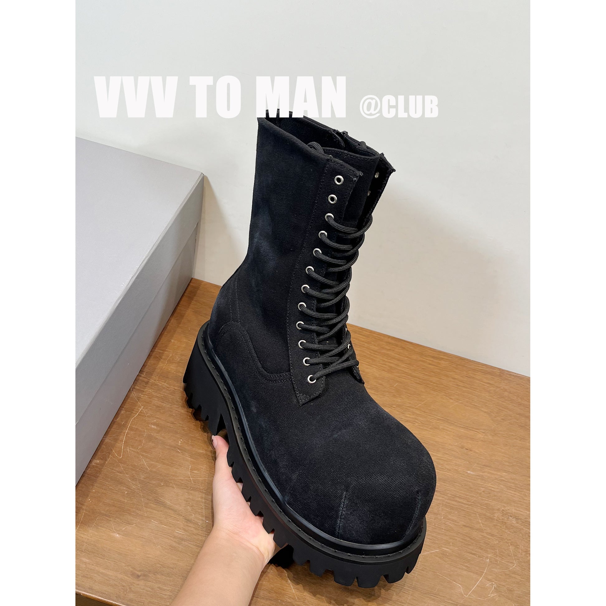 NEW STOMPER 12-Eyelet Martin Boots – Black Thick-Sole Denim Boots