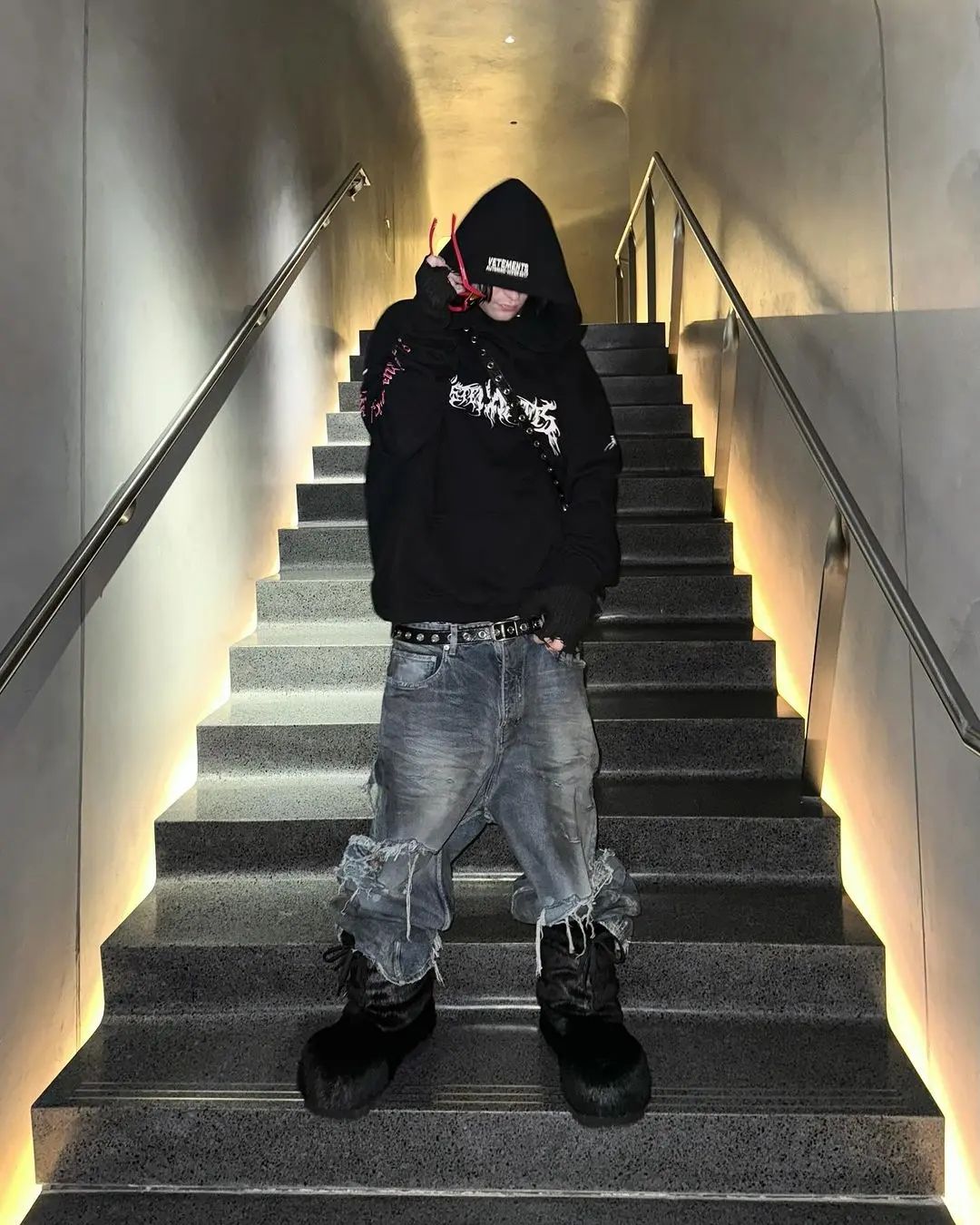 VTM Homme 17FW Total Fucking Darkness OG Archive Pentagram Hoodie Carti
