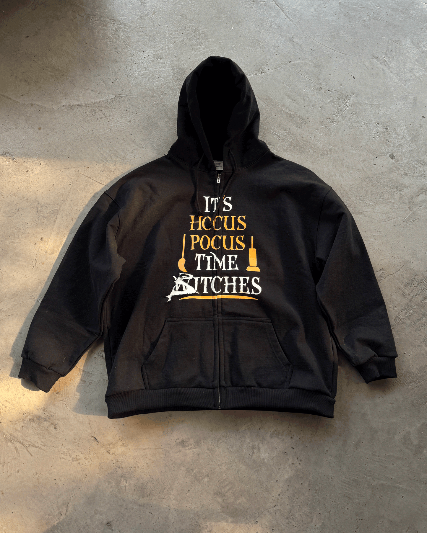 Vetements AW20 ’Hocus Pocus’ Pumpkin Print Zip Hoodie - Opium Pullover