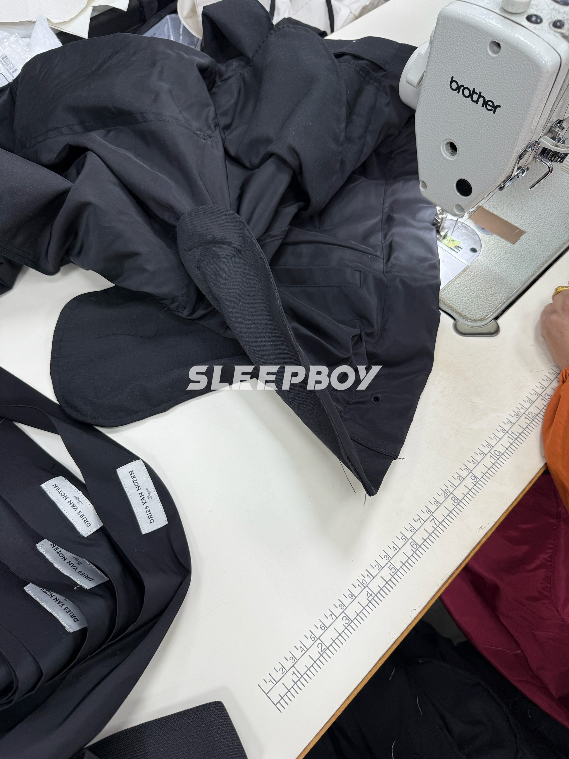 DVN AW24 Asymmetric Cocoon Zip Jacket - Nylon Utility Pants Set Oversized Pocket