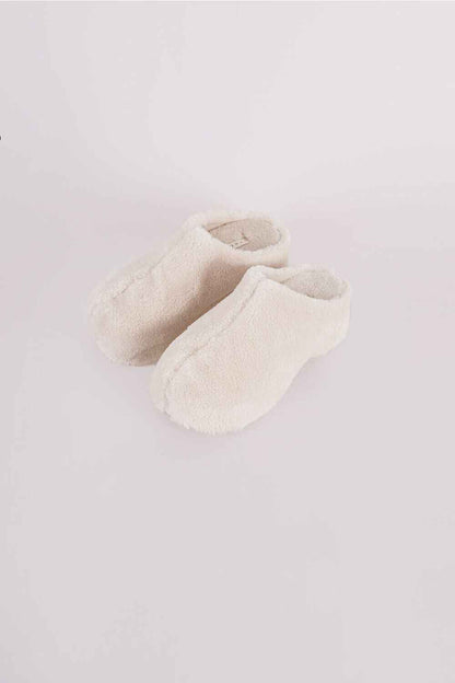 CHILIGIRL Pine Cake Furry Slippers Women Thick Bottom Fuzzy Retro Half Slippers