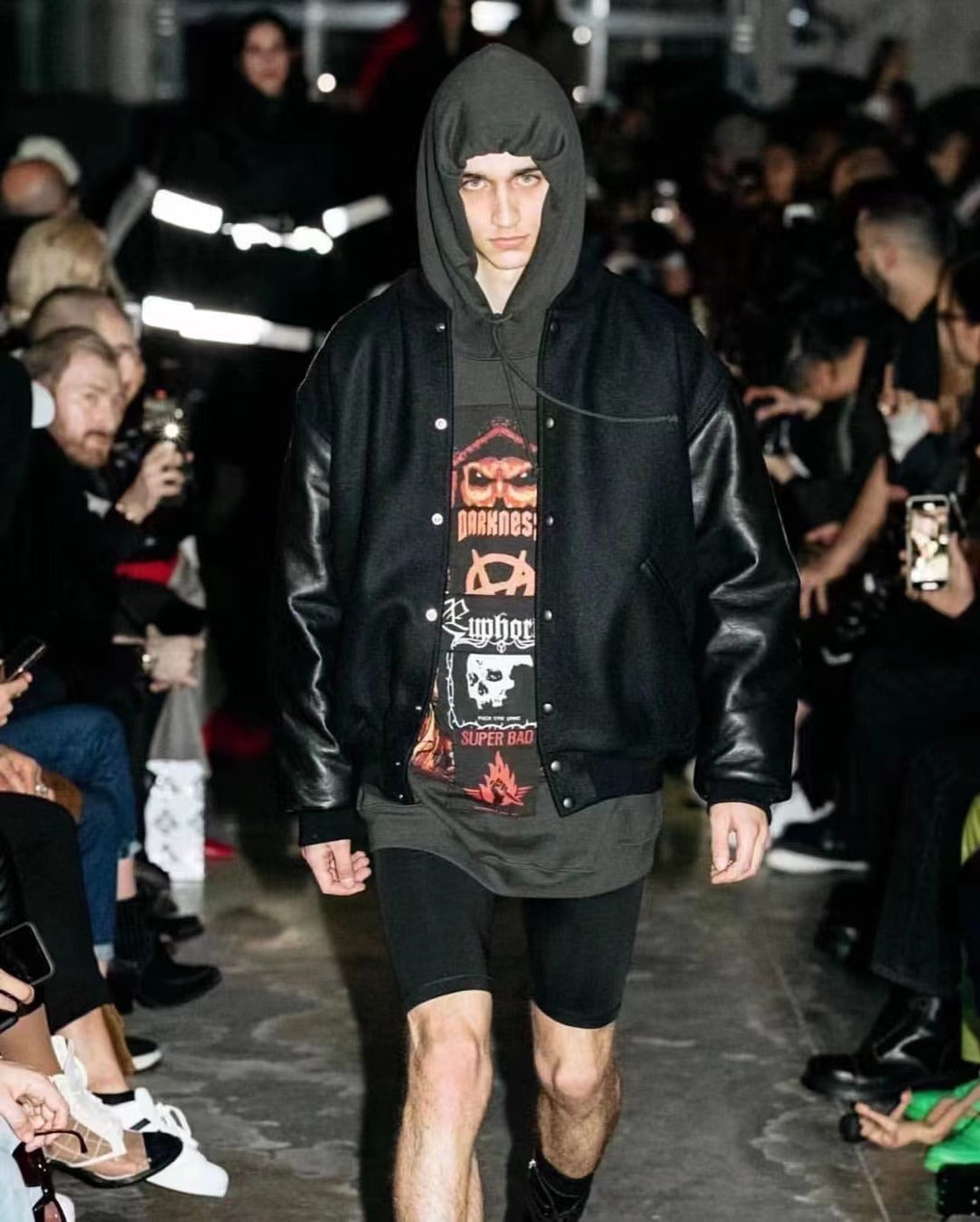 Vetements ’Anti-Tradition’ Heavy Embroidery Patch Distressed Hoodie