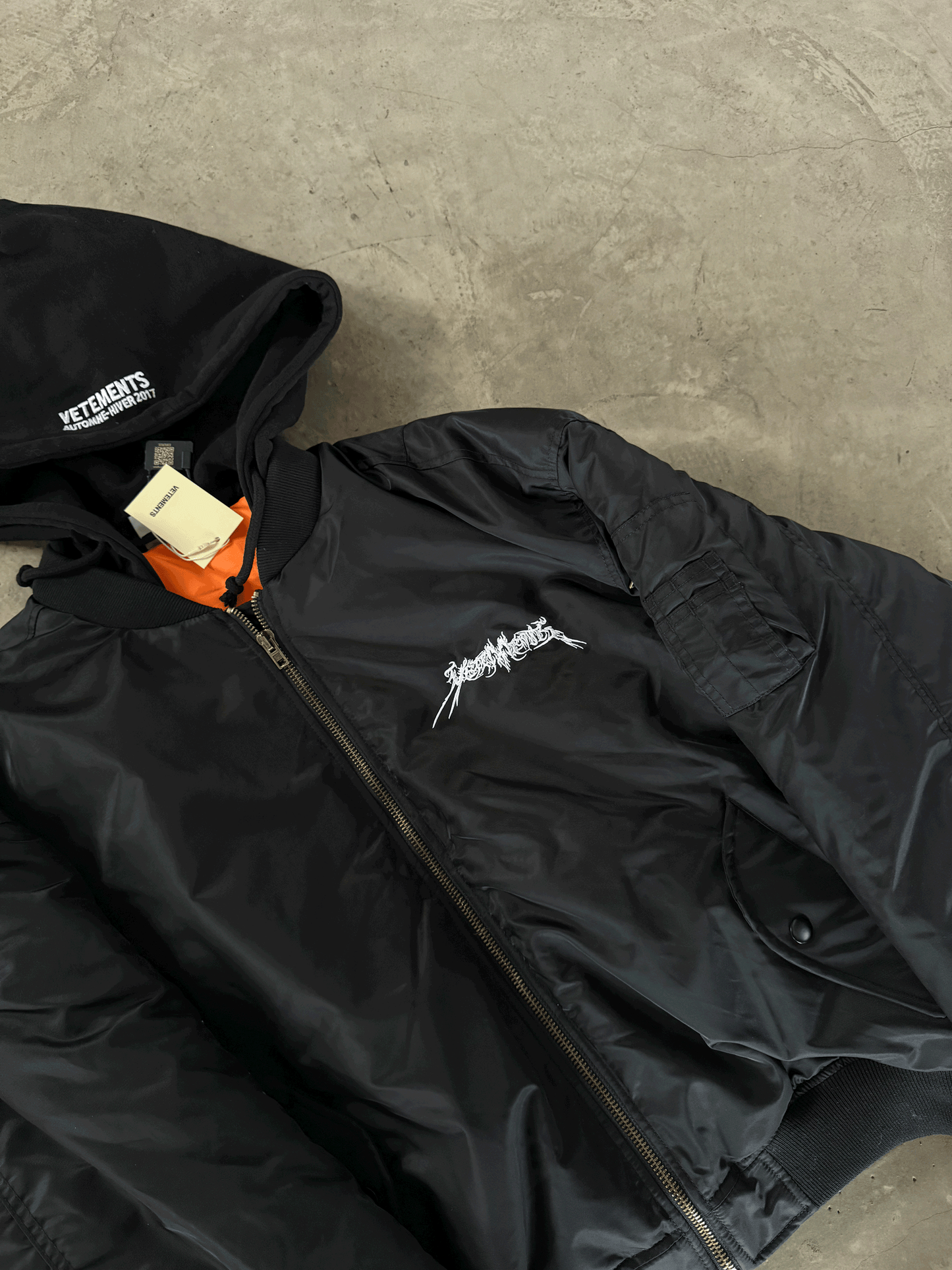 VETEMENTS Heavyweight 17FW TFD Pentagram Bomber Jacket - Oversized Homme Fit