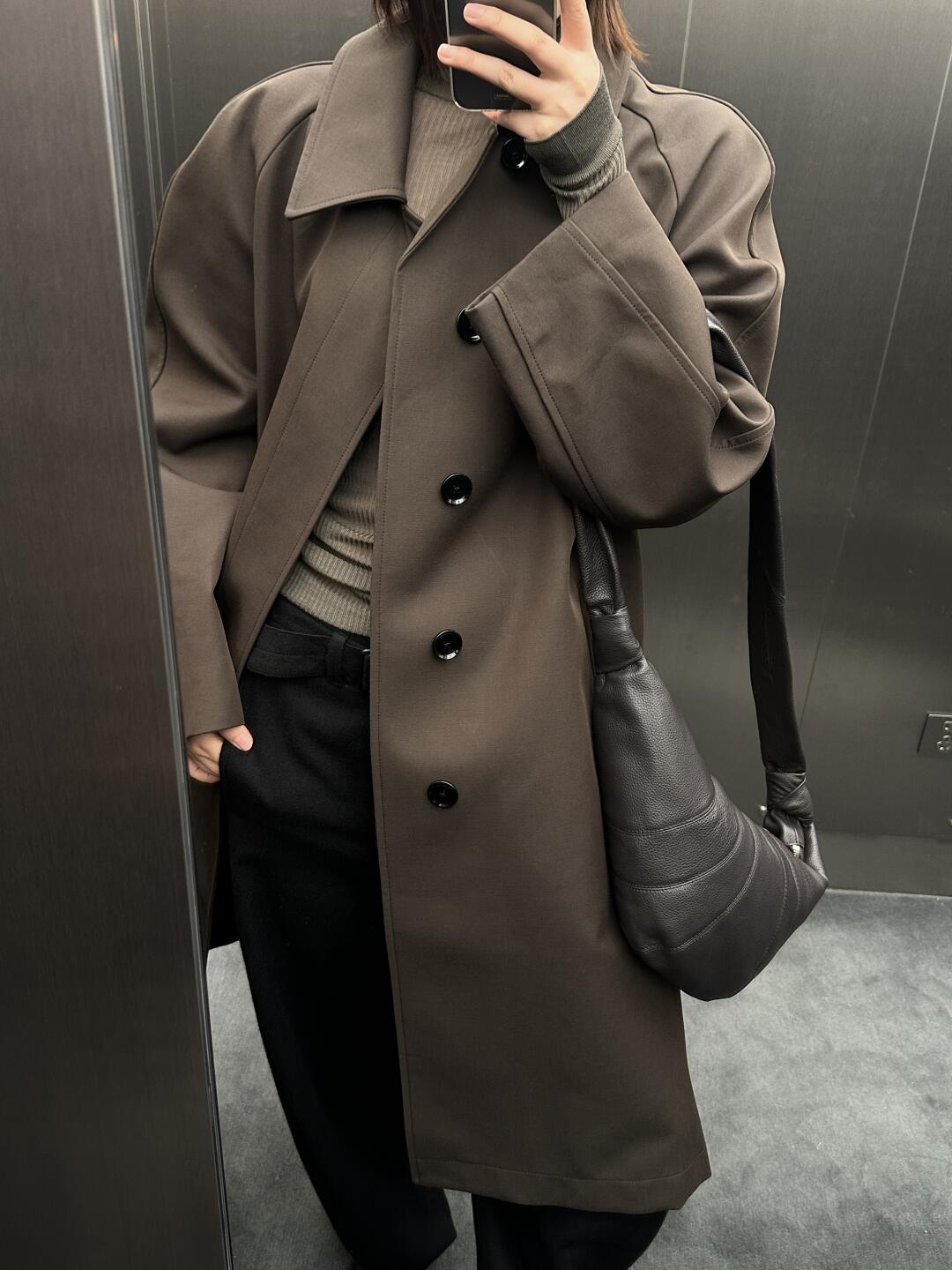 24FW Lemaire Wool Blend Coat – Heavyweight Raglan Long Trench