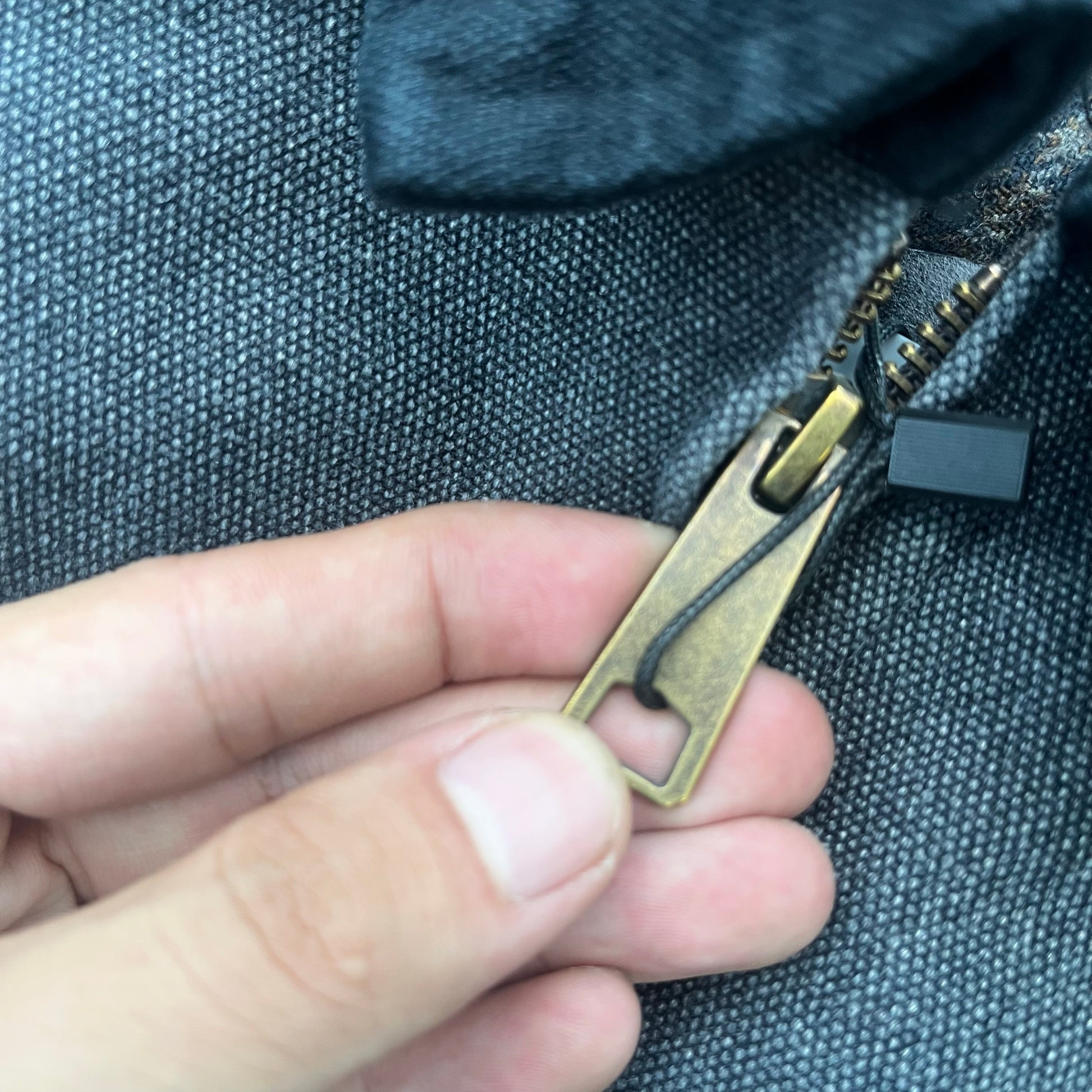 Carhartt J97 Detroit Jacket: Vintage Workwear Canvas Outerwear Cleanfit
