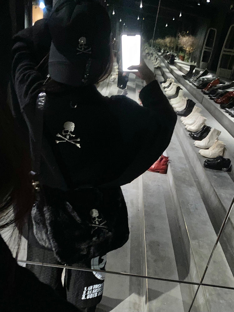 Mastermind MMJOnline Skull Embroidery Dark Fur Large Shoulder Bag- Messenger Bag - 32x40x18(cm)