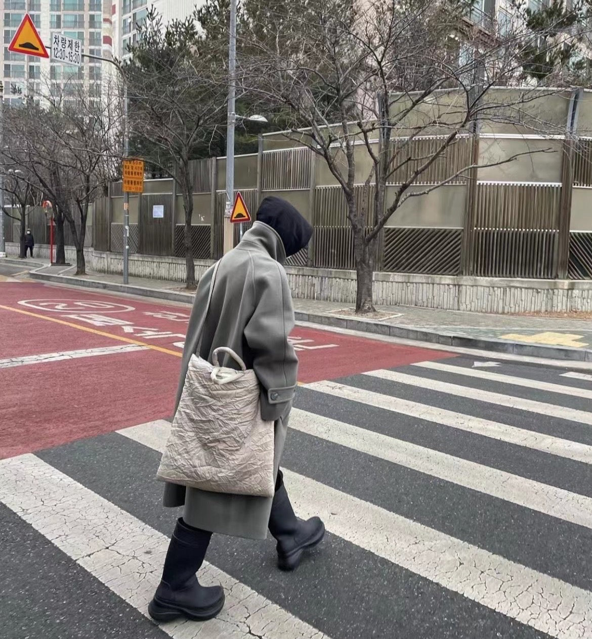Custom 23AW OurLegacy Vintage Crumpled Pillow Crossbody Bag - Casual Street Vibe - Order with colors/Style
