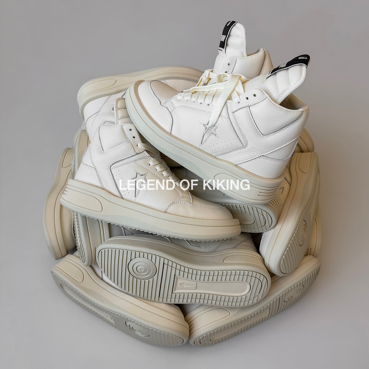 RO High-Top Leather Sneakers - Rick Owens Round-Toe Lace-Ups