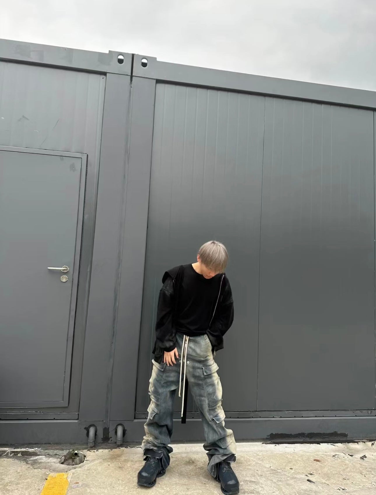 Ro Washed Gradient Multi-Pocket Cargo Jeans Straight Drawstring Wide-Leg Flare - Size avaliable S 46 M 48 L 50