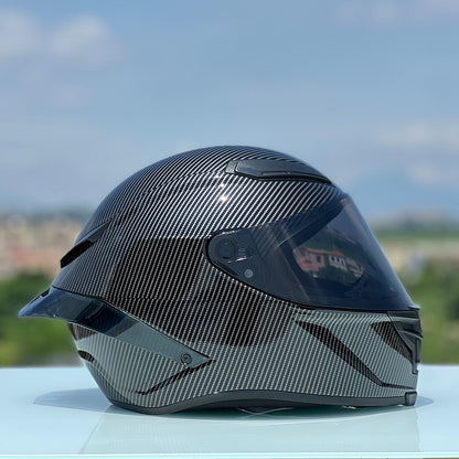 Future Serie / Carbon Fiber Pattern Plated Full Face Helmet Motorcycle All-Season DOT 3C Approve