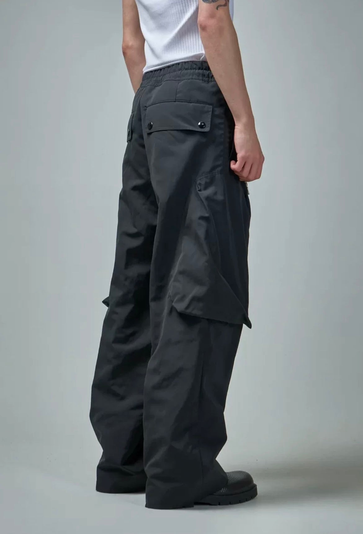 DVN AW24 Asymmetric Cocoon Zip Jacket - Nylon Utility Pants Set Oversized Pocket