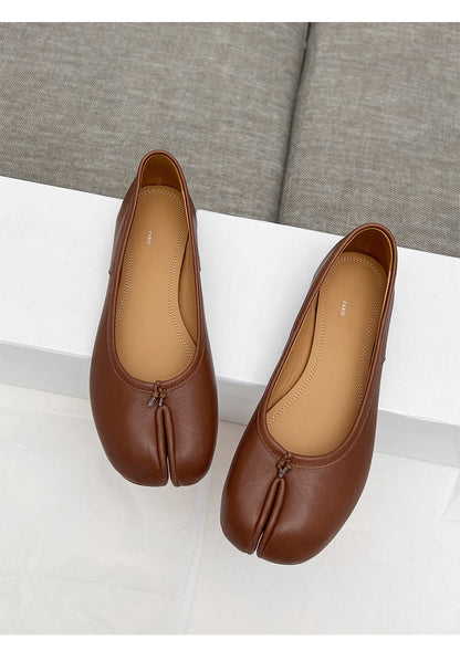 25SS MM6 Classic Slip-On Tabi Shoes - Buttery Lambskin Split-Toe Ballet Flats