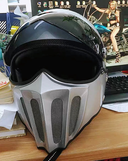 McKense Venom Anti-Fog Cruiser Motorcycle Helmet – Retro German Fiberglass Design