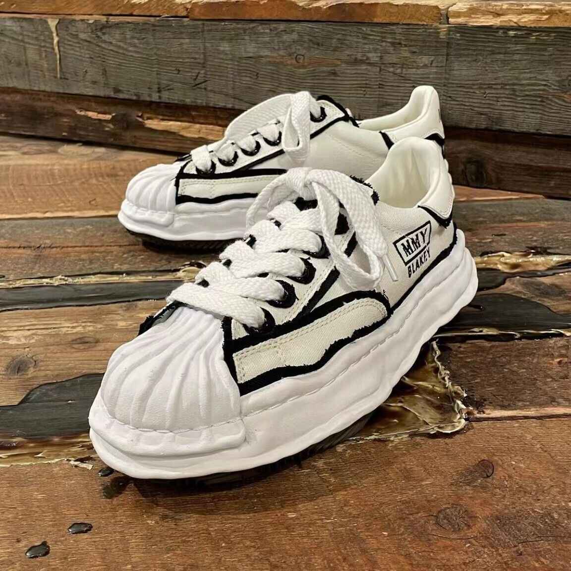 MMY Seashell-Toe Shoes Thick-Soled Unisex Dissolvable Sneakers/Distressed Canvas - Size avaliable 35~47