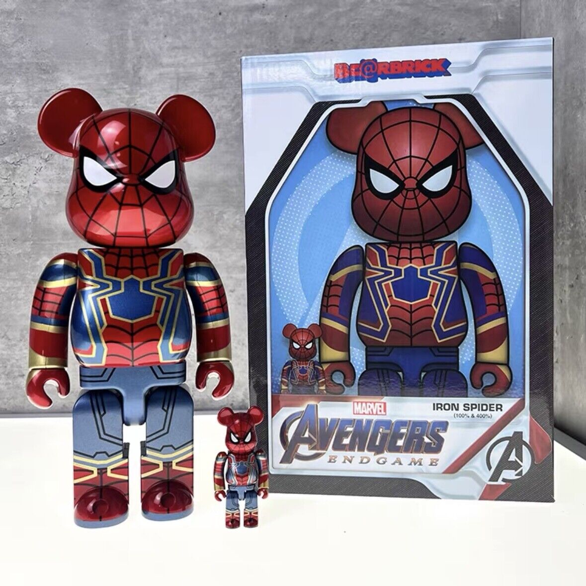 New Year Wealth Deity /BE@RBRICK 400% Violent Bear: Building Block Bear/ Figure