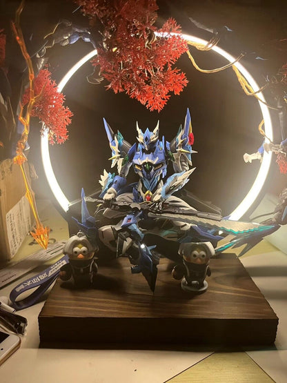 Gundam Showcase Lamp:USB-Powered/ Dimming/Striking Red Halo/Model Figure