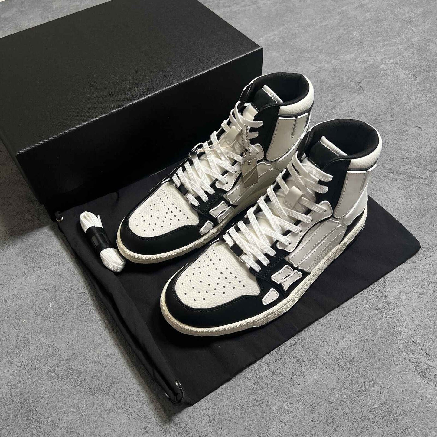 2023SS Bone Shoes Lychee Grain Top Layer Cowhide High-top Leisure Board Shoes