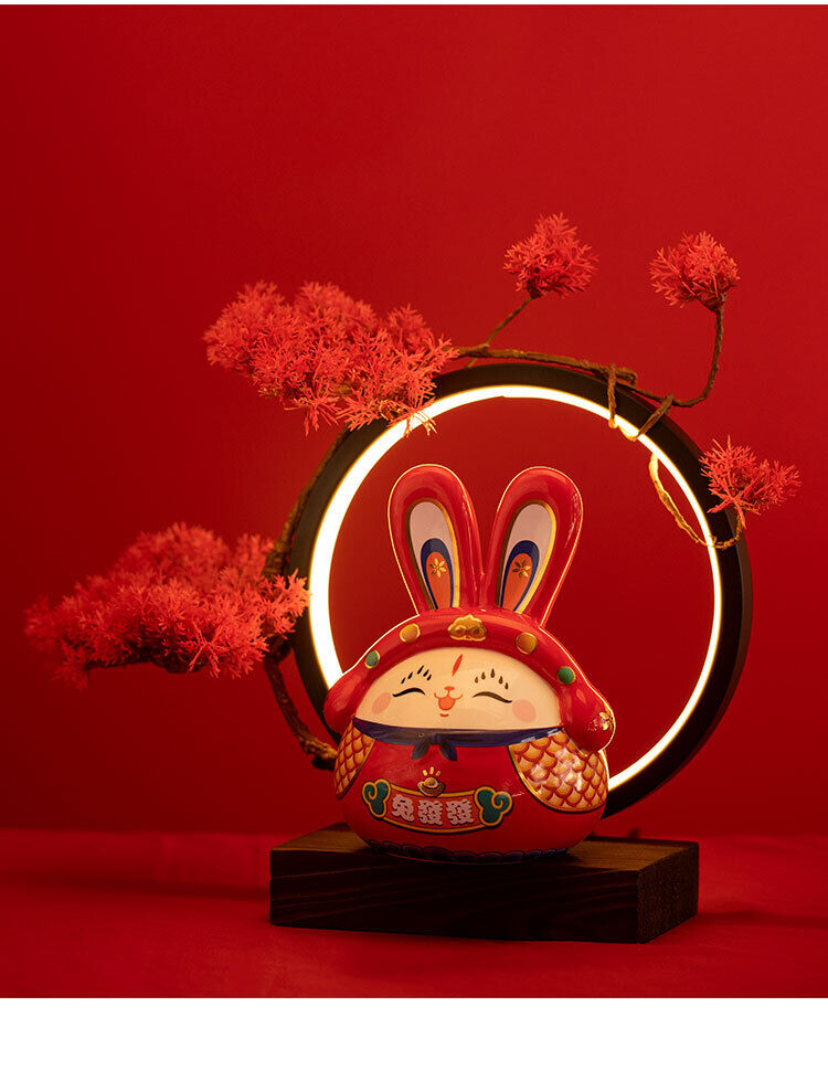 Gundam Showcase Lamp:USB-Powered/ Dimming/Striking Red Halo/Model Figure