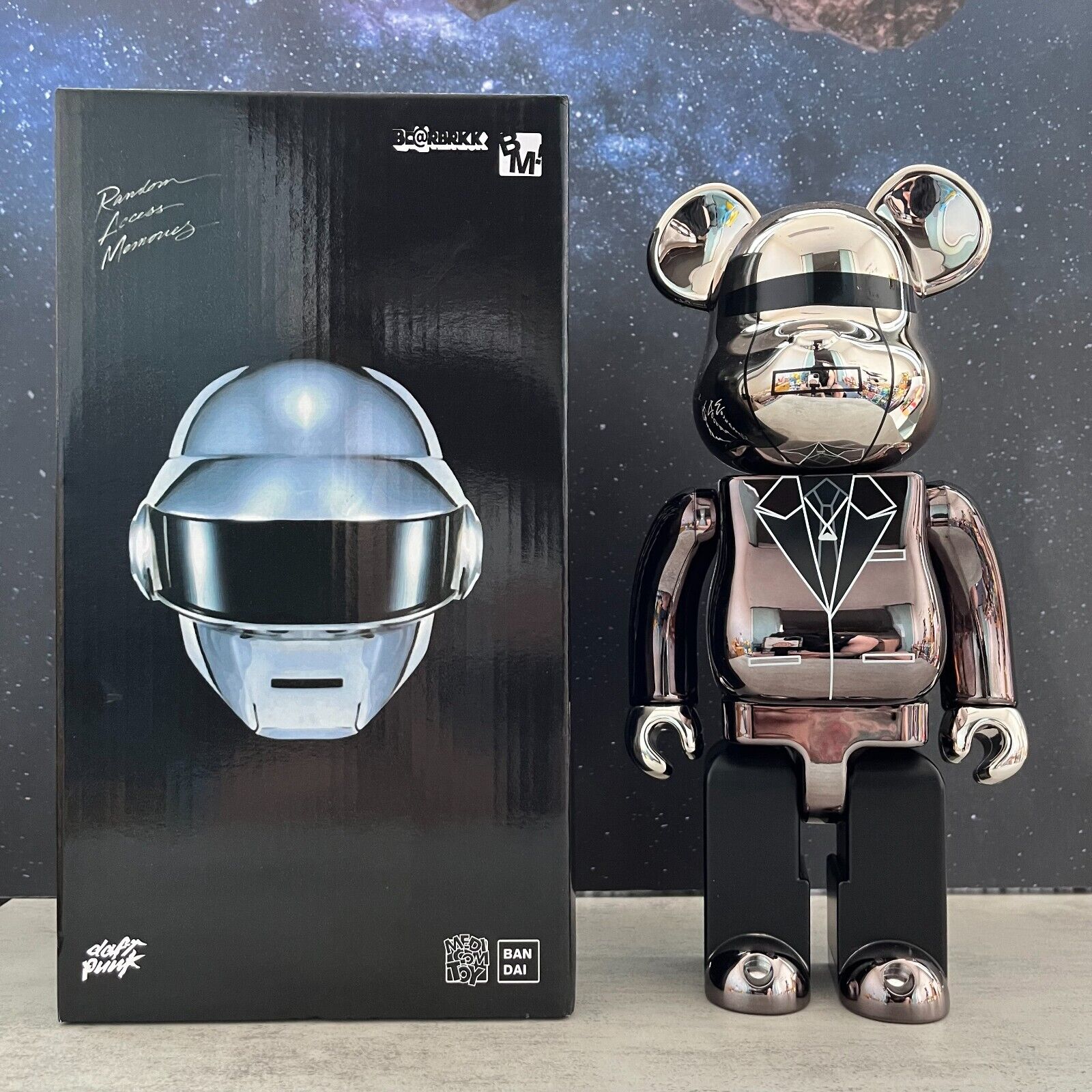 BE@RBRICK 400% Building Block Violence Bear Collectible Toy Action Figure - Punk / Dm for Other Style / Restock