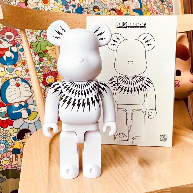 New Year Wealth Deity /BE@RBRICK 400% Violent Bear: Building Block Bear/ Figure