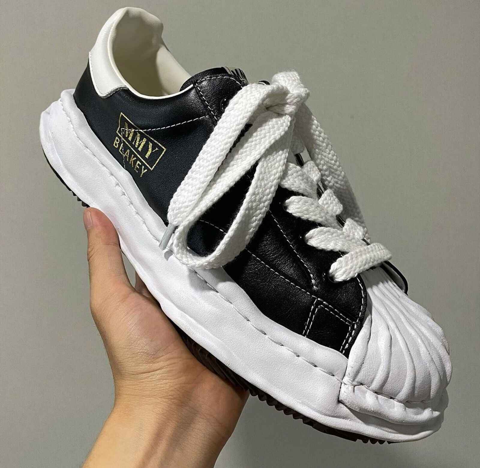 MMY Seashell-Toe Shoes Thick-Soled Unisex Dissolvable Sneakers/Distressed Canvas - Size avaliable 35~47