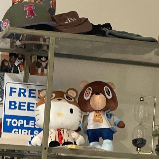 Kanye West / Graduation Teddybear Album Plush Toy Peripheral Decor Gift - Graduation Bear