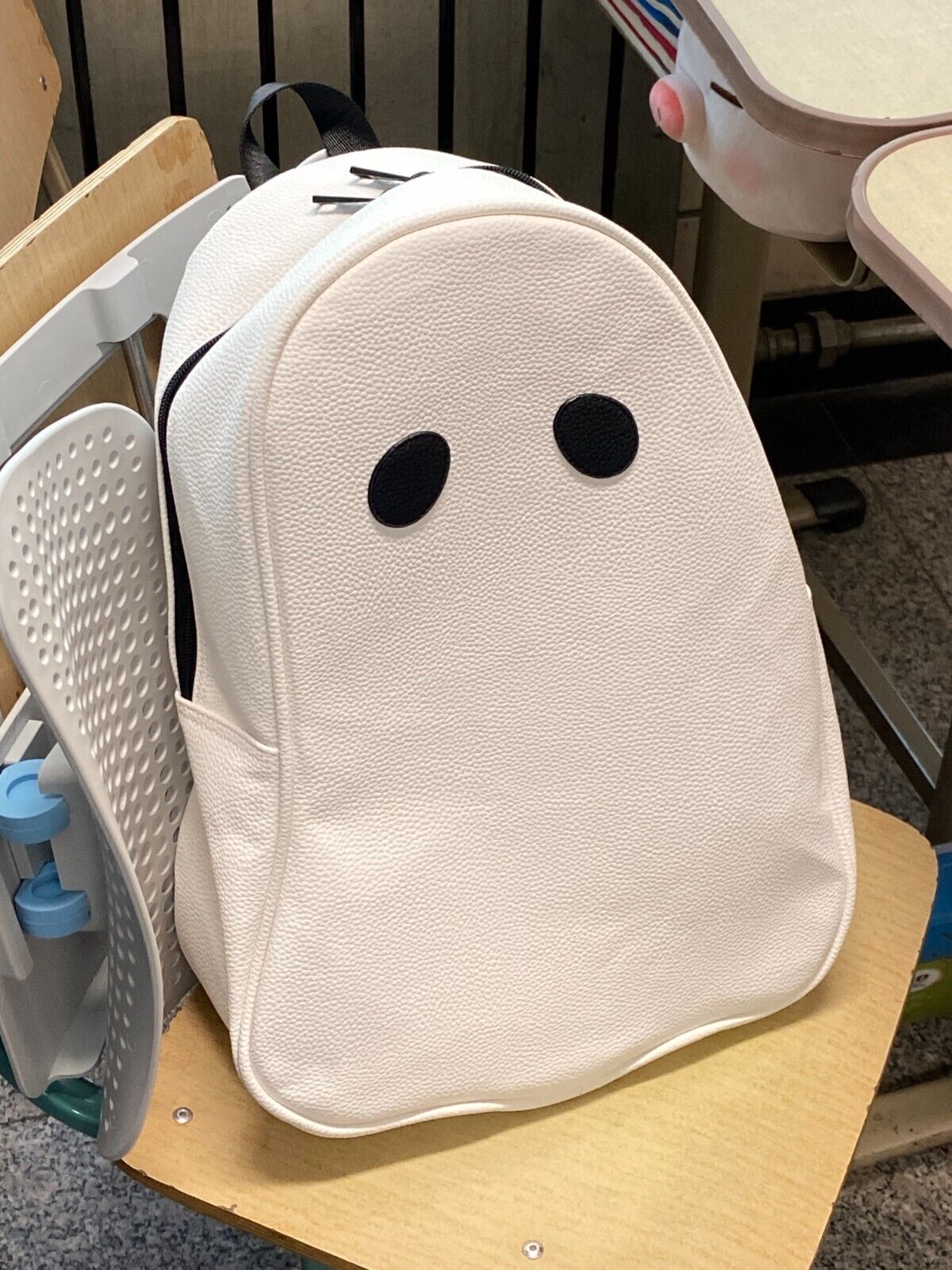 FAC Ghost Backpack /Imp Punk Street Halloween Leather Edition ’I am a ghost bag’ - White
