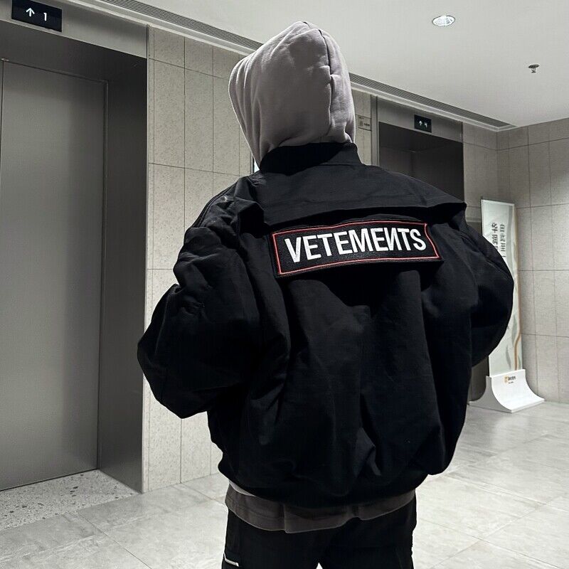 VETEMENTS 19aw Magic Tape Embroidered Flight Jacket Cotton Bomber Down Profile
