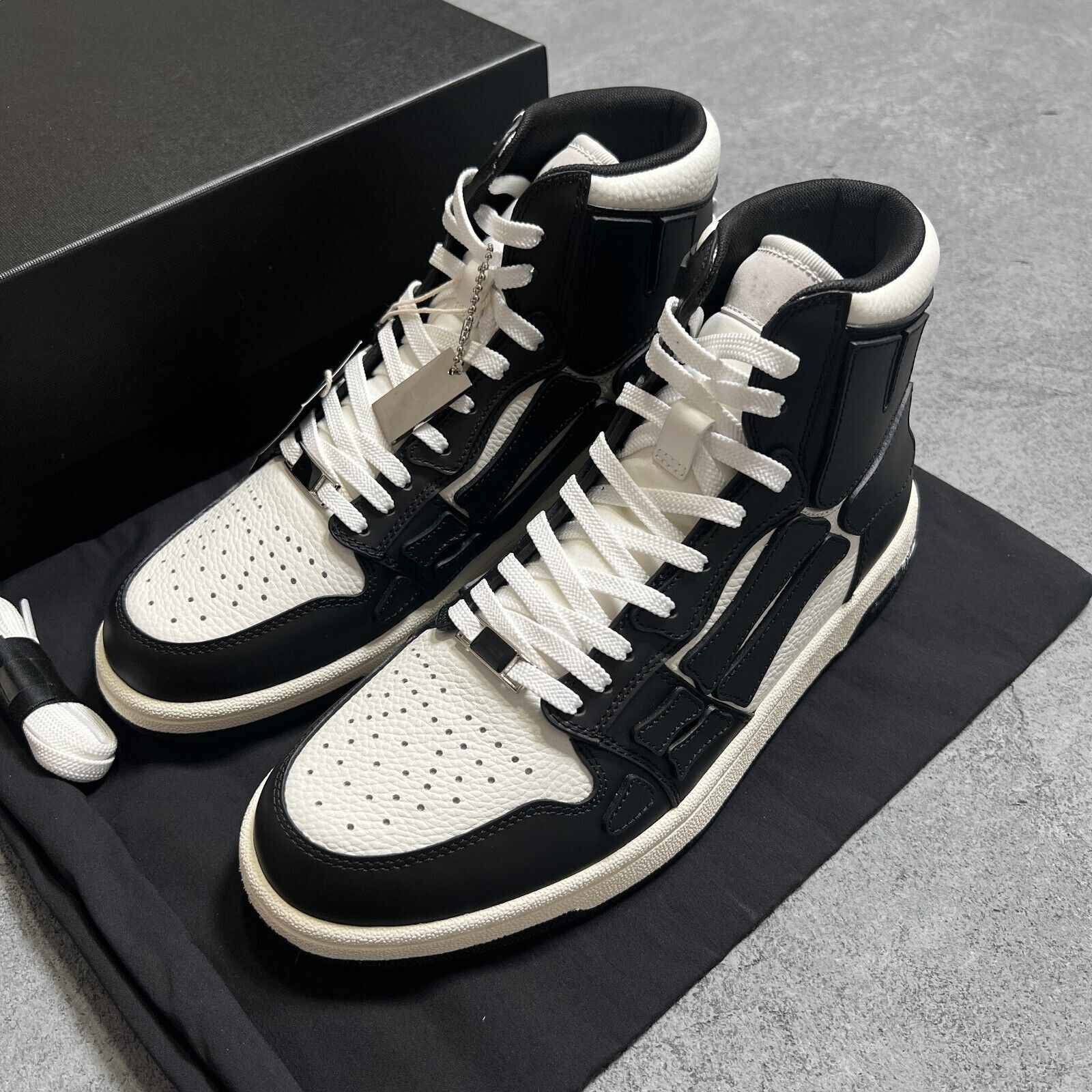 2023SS Bone Shoes Lychee Grain Top Layer Cowhide High-top Leisure Board Shoes