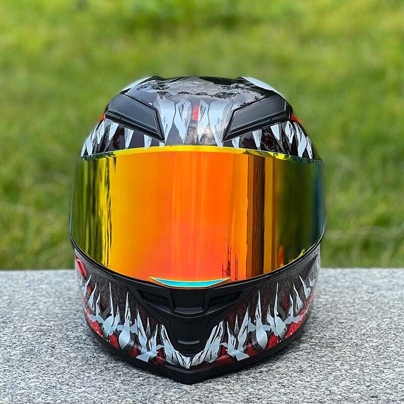 Future Serie / Carbon Fiber Pattern Plated Full Face Helmet Motorcycle All-Season DOT 3C Approve
