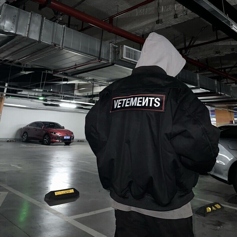 VETEMENTS 19aw Magic Tape Embroidered Flight Jacket Cotton Bomber Down Profile