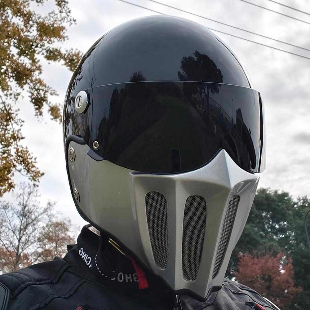 McKense Venom Anti-Fog Cruiser Motorcycle Helmet – Retro German Fiberglass Design