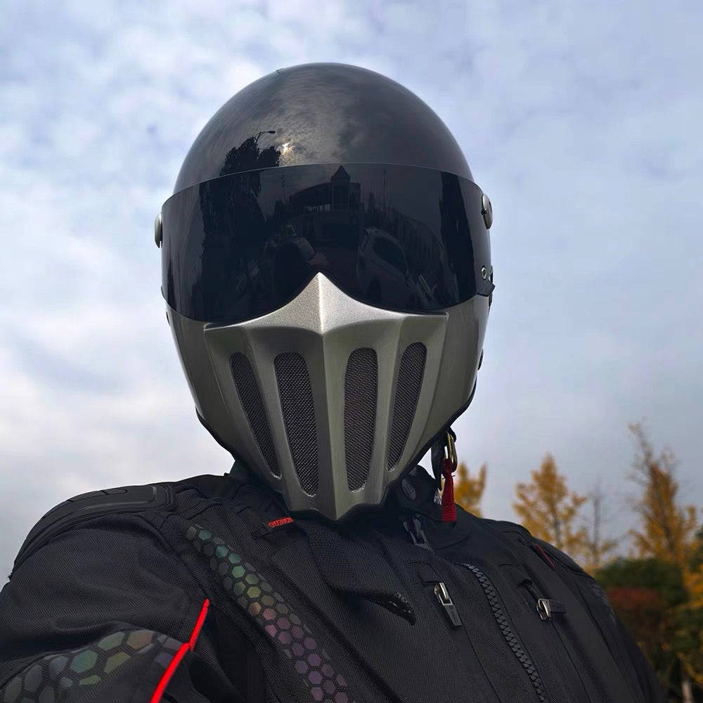 McKense Venom Anti-Fog Cruiser Motorcycle Helmet – Retro German Fiberglass Design