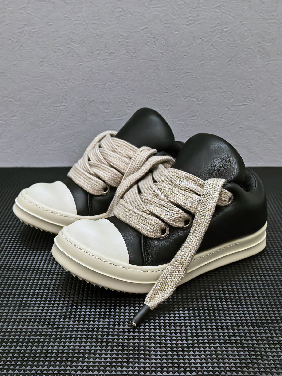 RO Jumbo Lace Padded Low Sneaker - Rick Owen Chunky Leather